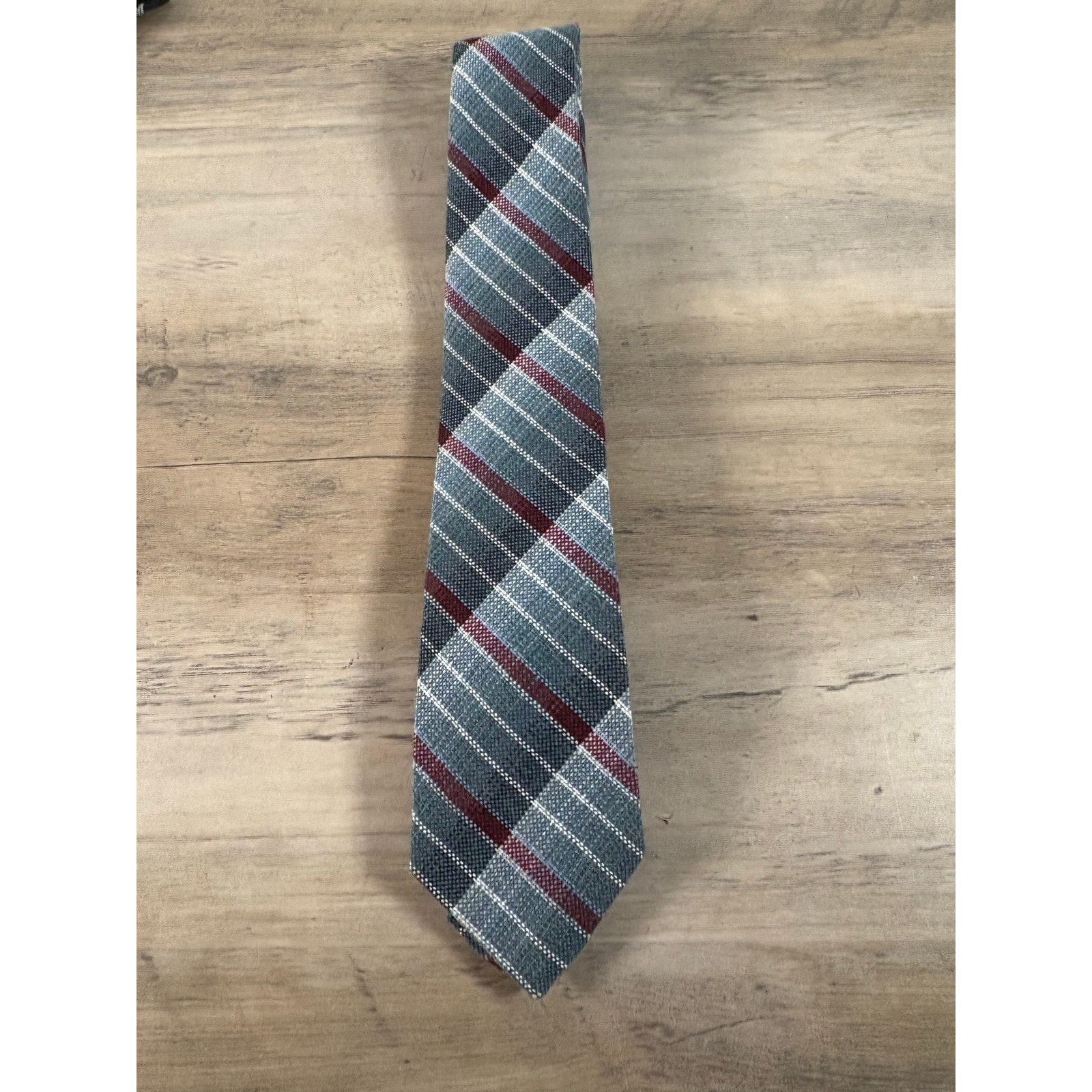 Pietro Di Como Men's Textured Grey Red Vintage Tie Necktie Euc